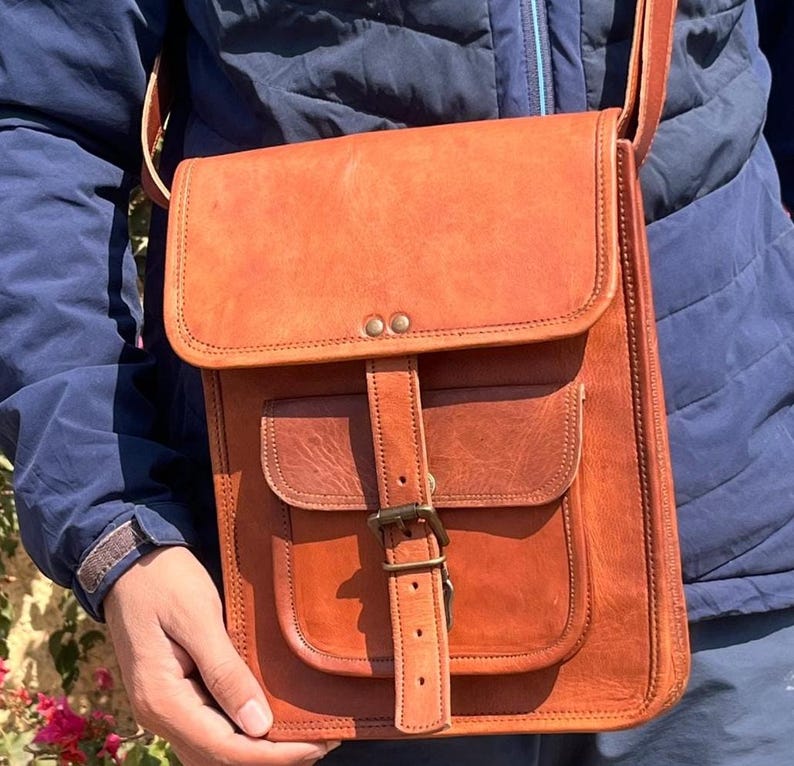 Vintage Leather Crossbody Bag for Men & Women, Full Grain Leather Messenger Bag, Handmade Rustic Shoulder Satchel, Everyday Travel Sling Bag