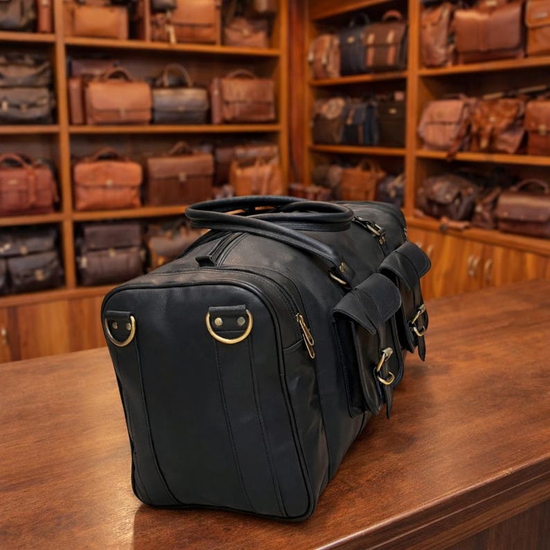 Black Leather Duffle Bag for Men, Handmade Travel Weekender Bag , Vintage Gym Overnight Bag, Full Grain Leather